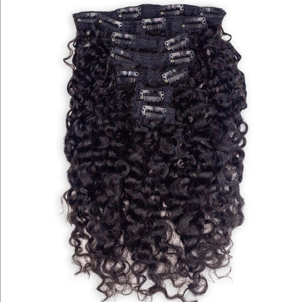 Exotic curly human hair clips-ins. Two sets ( 7 piece) clips in. 100%virgin hair